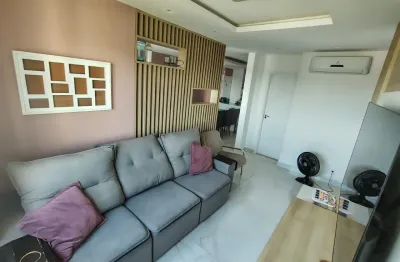 Vendo Apartamento no Cond. Palm Beach – 86m² com 02 Suítes no Adrianópolis