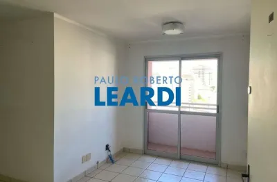 Apartamento à venda na rua dos tapes, 57, aclimação, são paulo por r$ 500.000