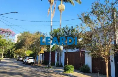Casa para alugar na avenida pedroso de morais, 2179, alto de pinheiros, são paulo por r$ 25.000