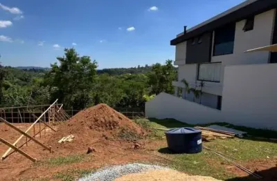 Terreno em condomínio fechado à venda na alameda centaurus, 256, alphaville, santana de parnaíba por r$ 1.800.000