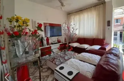 Casa com 2 quartos à venda na rua das cotovias, 26, vila mariza mazzei, são paulo por r$ 650.000