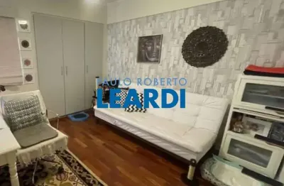 Apartamento à venda na rua pascoal vita, 366, vila madalena, são paulo por r$ 920.000