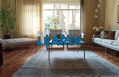 Casa com 5 quartos à venda na rua doutor thirso martins, 210, vila mariana, são paulo por r$ 2.650.000