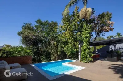 Casa com 3 quartos à venda na rua josé de freitas guimarães, --, pacaembu, são paulo por r$ 5.900.000