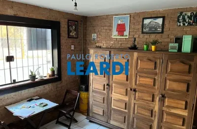 Casa à venda na rua aurélia, 77, vila romana, são paulo por r$ 550.000