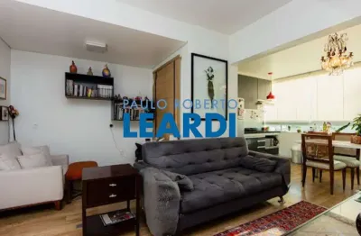 Apartamento à venda na rua desembargador guimarães, 92, água branca, são paulo por r$ 640.000