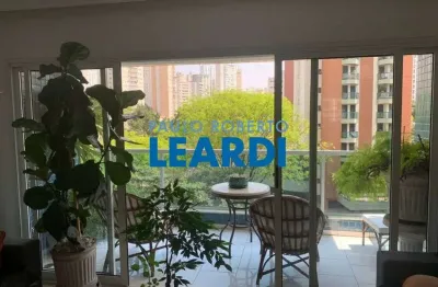 Apartamento à venda na rua montesquiéu, 371, chácara klabin, são paulo por r$ 1.750.000