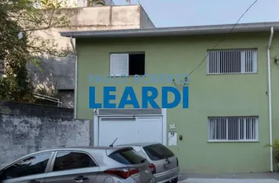 Casa à venda na rua litânias, 20, vila mascote, são paulo por r$ 850.000