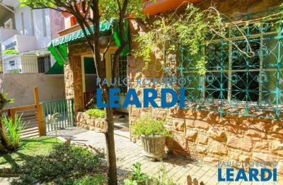 Casa à venda na rua campevas, 385, perdizes, são paulo por r$ 2.100.000