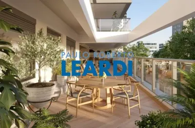 Apartamento à venda na rua doutor rafael correia, 48, pompéia, são paulo por r$ 2.370.000