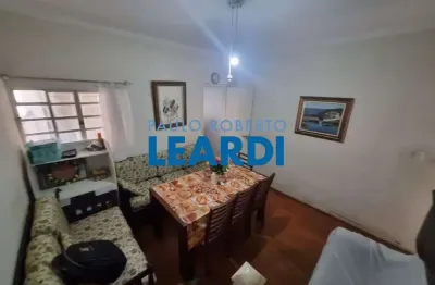 Casa à venda na rua oliveira peixoto, 18, aclimação, são paulo por r$ 800.000