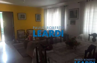 Casa à venda na rua bairi, 124, alto da lapa, são paulo por r$ 1.600.000