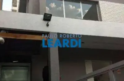 Casa à venda na rua coriolano, 143, pompéia, são paulo por r$ 3.000.000