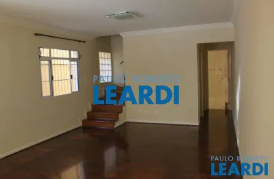 Casa à venda na rua mariano procópio, 477, cambuci, são paulo por r$ 1.050.000