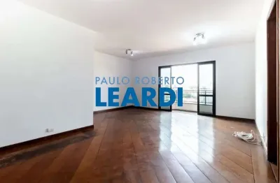 Apartamento à venda na rua agudos, 3, vila monumento, são paulo por r$ 944.000