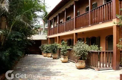 Casa com 3 quartos à venda na rua monsenhor alberto pequeno, 200, pacaembu, são paulo por r$ 3.300.000