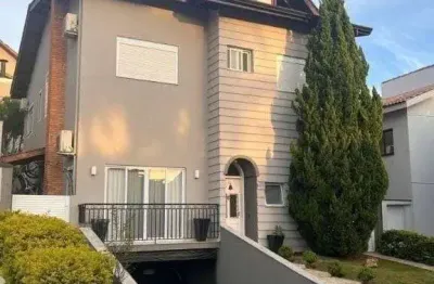 Casa em condomínio fechado com 3 quartos à venda na alameda badejo, 222, alphaville, santana de parnaíba por r$ 2.650.000