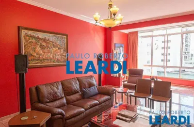 Apartamento à venda na rua doutor albuquerque lins, 849, higienópolis, são paulo por r$ 1.700.000