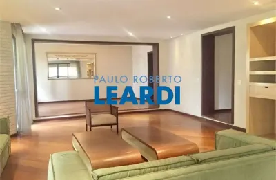 Apartamento à venda na rua doutor josé manoel, 67, higienópolis, são paulo por r$ 4.750.000