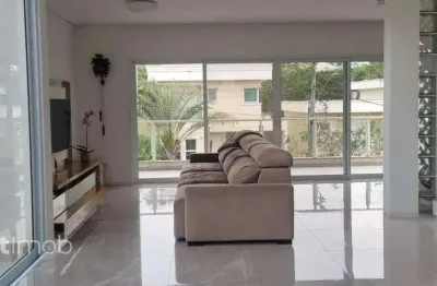 Casa em condomínio fechado com 3 quartos à venda na Rua Pavão, --, Suru, Santana de Parnaíba por R$ 2.150.000