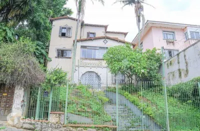 Casa com 3 quartos à venda na rua itacaranha, 55, pacaembu, são paulo por r$ 2.100.000