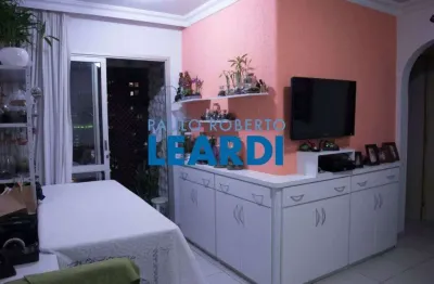 Apartamento à venda na rua gomes de carvalho, 968, vila olímpia, são paulo por r$ 765.000