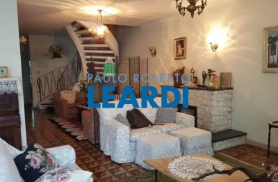 Casa à venda na alameda dos uapês, 539, planalto paulista, são paulo por r$ 1.500.000