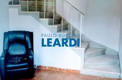 Casa à venda na rua padre luís alves de siqueira, 279, barra funda, são paulo por r$ 1.200.000