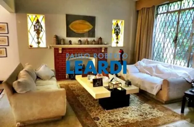 Casa à venda na rua engenheiro edgar egídio de sousa, 402, higienópolis, são paulo por r$ 4.250.000