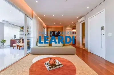 Apartamento à venda na rua doutor barros cruz, 104, vila mariana, são paulo por r$ 2.649.000