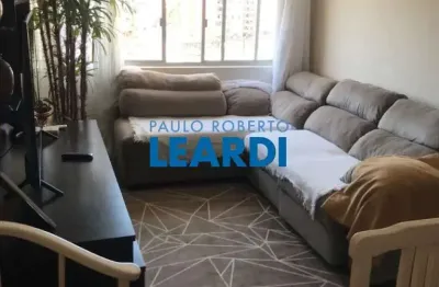 Apartamento à venda na rua camarajé, 146, jardim paraíso, são paulo por r$ 580.000
