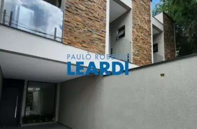 Casa à venda na rua james adam, 59, vila mariana, são paulo por r$ 1.190.000