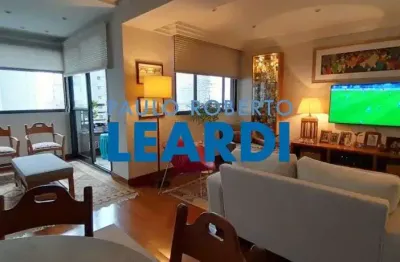 Apartamento à venda na rua loureiro da cruz, 121, aclimação, são paulo por r$ 1.395.000