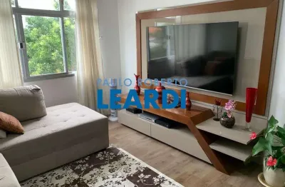 Apartamento à venda na rua aurélia, 1851, lapa, são paulo por r$ 900.000
