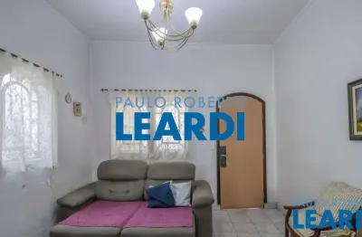 Casa à venda na avenida itaboraí, 541, saúde, são paulo por r$ 970.000