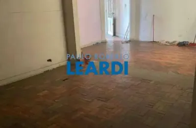 Casa à venda na rua mazzini, 76, aclimação, são paulo por r$ 570.000