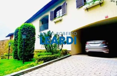Casa à venda na avenida do anastácio, 1408, city américa, são paulo por r$ 2.700.000