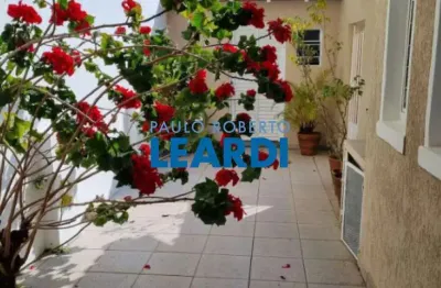 Casa à venda na rua antônio etzel, 40, vila clementino, são paulo por r$ 1.600.000