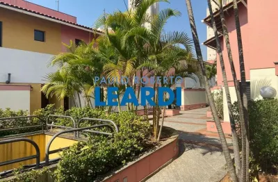 Casa em condomínio fechado à venda na rua tenente manuel tinoco miraldo, 30, saúde, são paulo por r$ 860.000