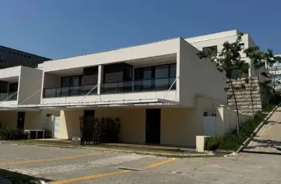 Casa em condomínio fechado com 3 quartos para alugar na estrada de lula chaves, 46, tanquinho, santana de parnaíba por r$ 8.000