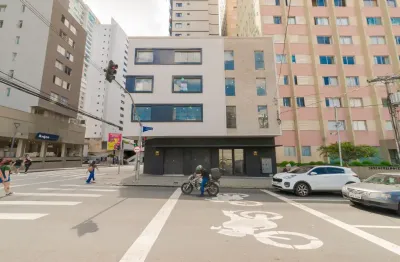Prédio à venda na Avenida Visconde de Guarapuava, 3712, Centro, Curitiba