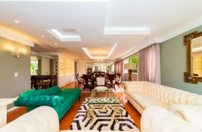 Apartamento amplo e impecável no seminário | 3 quartos | 3 vagas