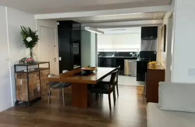 Apartamento Reformado de 96m² com 2 Dormitórios (1 Suíte) e 1 Vaga no Jardim Paulista - SP