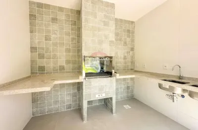 A2 - casa triplex em condomínio, 121 m2 de área privativa com 02 quartos , terraço e garden