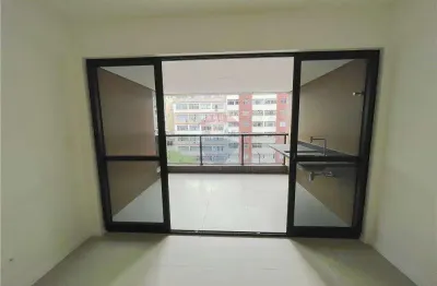 Ap quarto e sala, 47,5 m² - 3º andar - varanda - piscina no rooftop - vista deslumbrante para o mar da barra, completa estrutura de lazer
