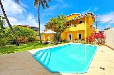 Casa á beira mar na praia do flamengo - condomínio fechado