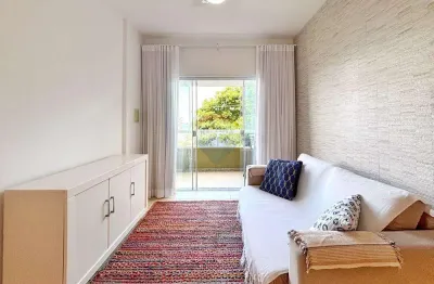 Apartamento 1/4 mobiliado com varanda e vista mar na praia do flamengo