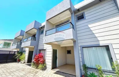 Casa duplex 3/4 com energia solar - buraquinho (rua do sartre)