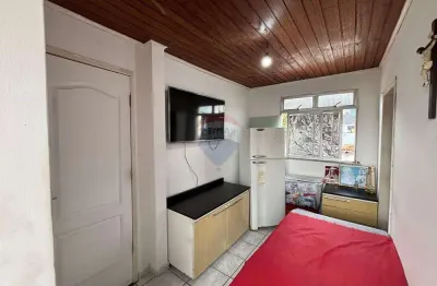 Kitnet pertinho do metrô de brotas, da fonte nova e do dique do tororó!