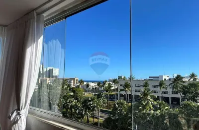 Lindo e espaçoso apartamento no morro do gato 4/4, 3 suítes, vista mar sensacional e fácil acesso às principais avenidas.